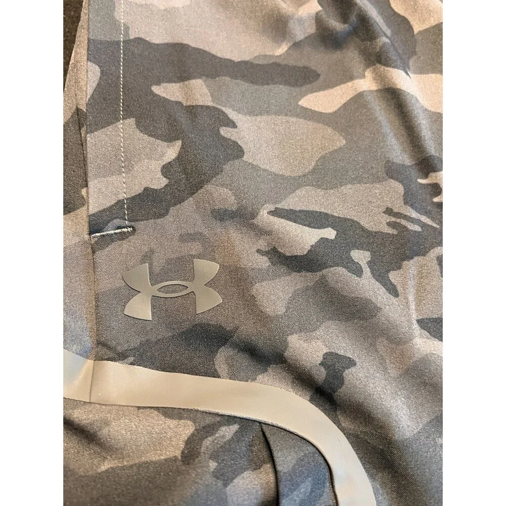 NEW Men's Under Armour Performance Pants Dark Green Camo XL